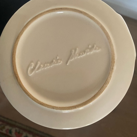 Claudia Shwide 1.6L tea pot in the colour cream - Picture 4 of 4